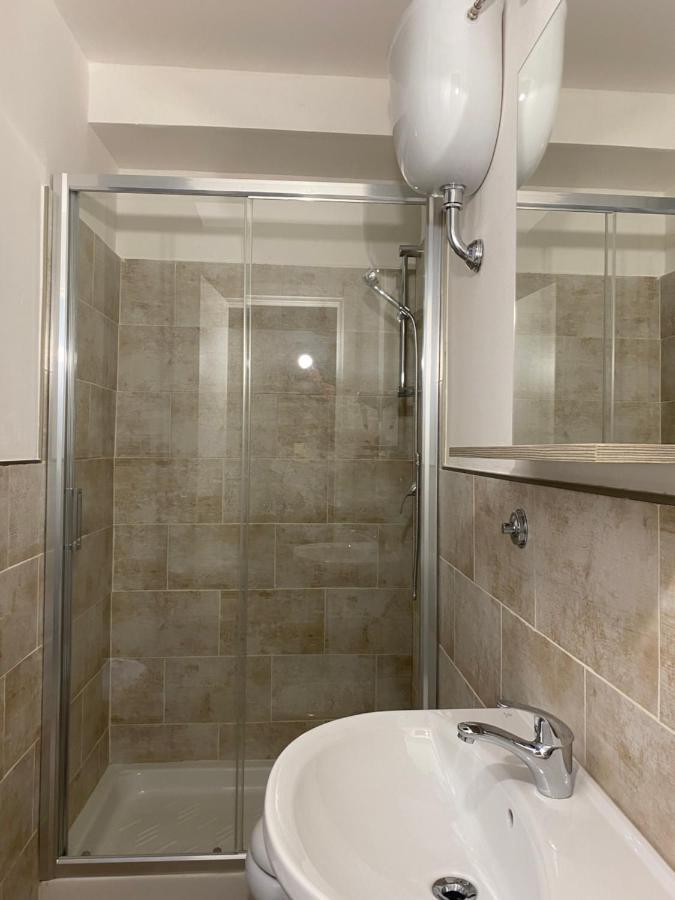Eureka Rooms Рим Екстер'єр фото